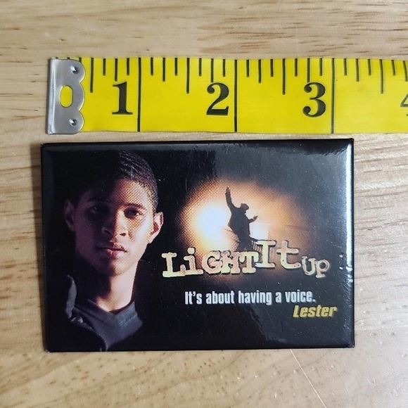 Vintage 1999 movie promo Light It Up pin Usher - Picture 4 of 5
